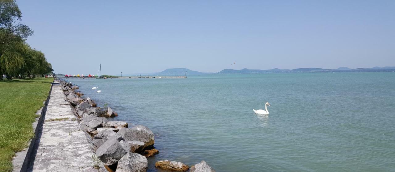 Lelle Resort Cb34 Balatonlelle Exterior foto